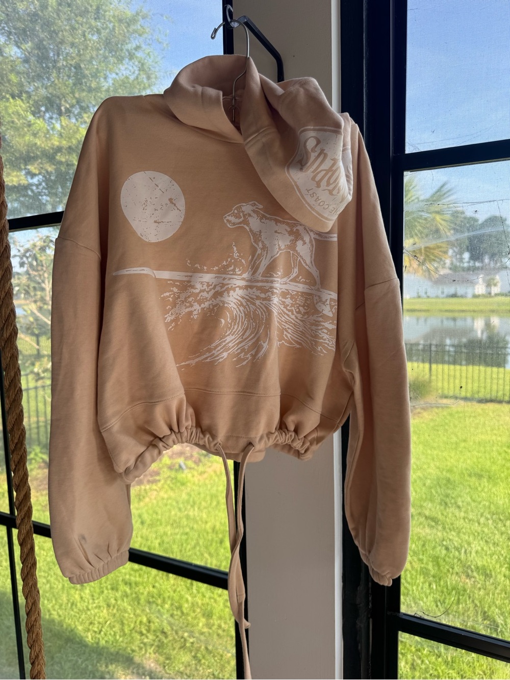 Graphic Pullover Hoodie in Dusty Mauve with White Surf Print